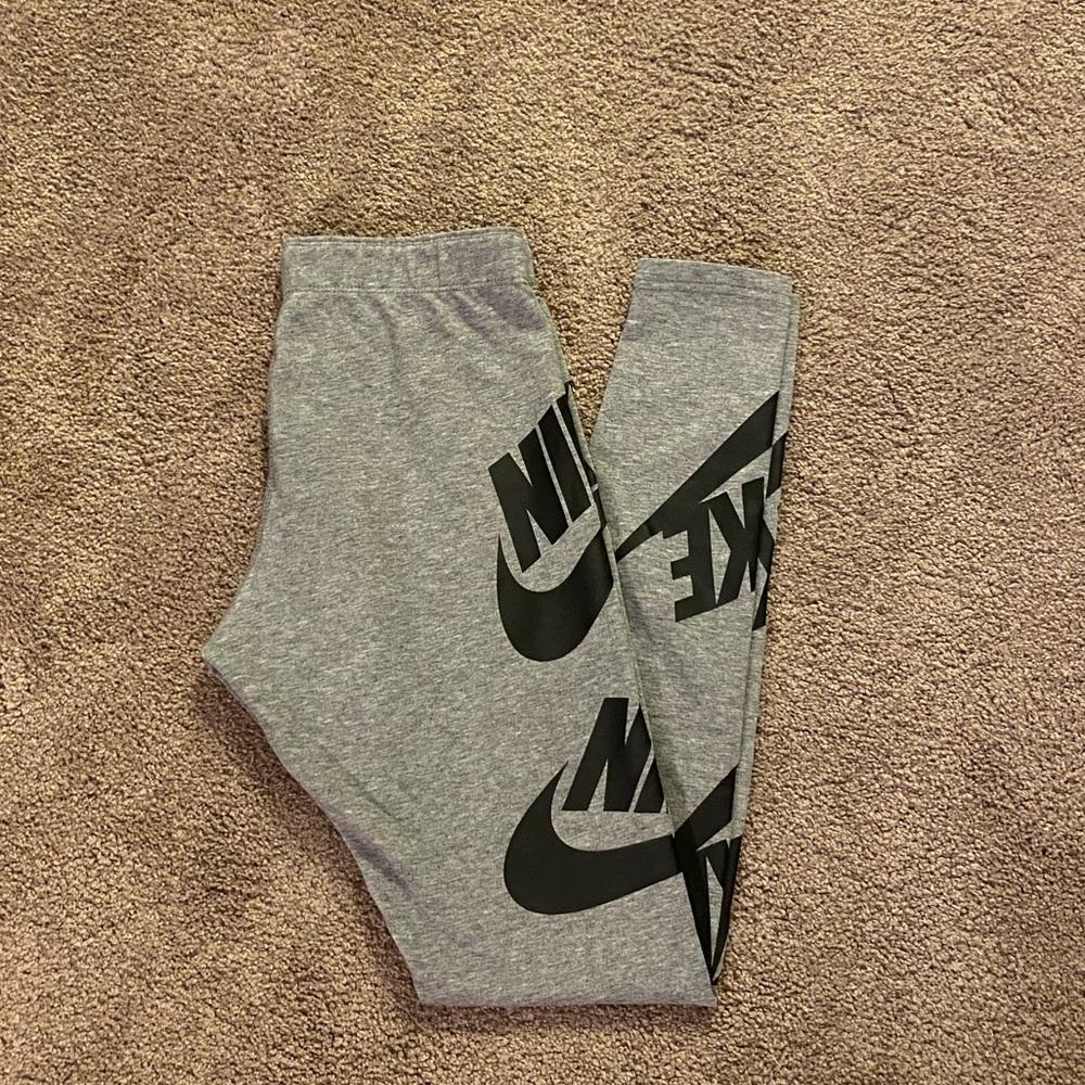 Nike leggings